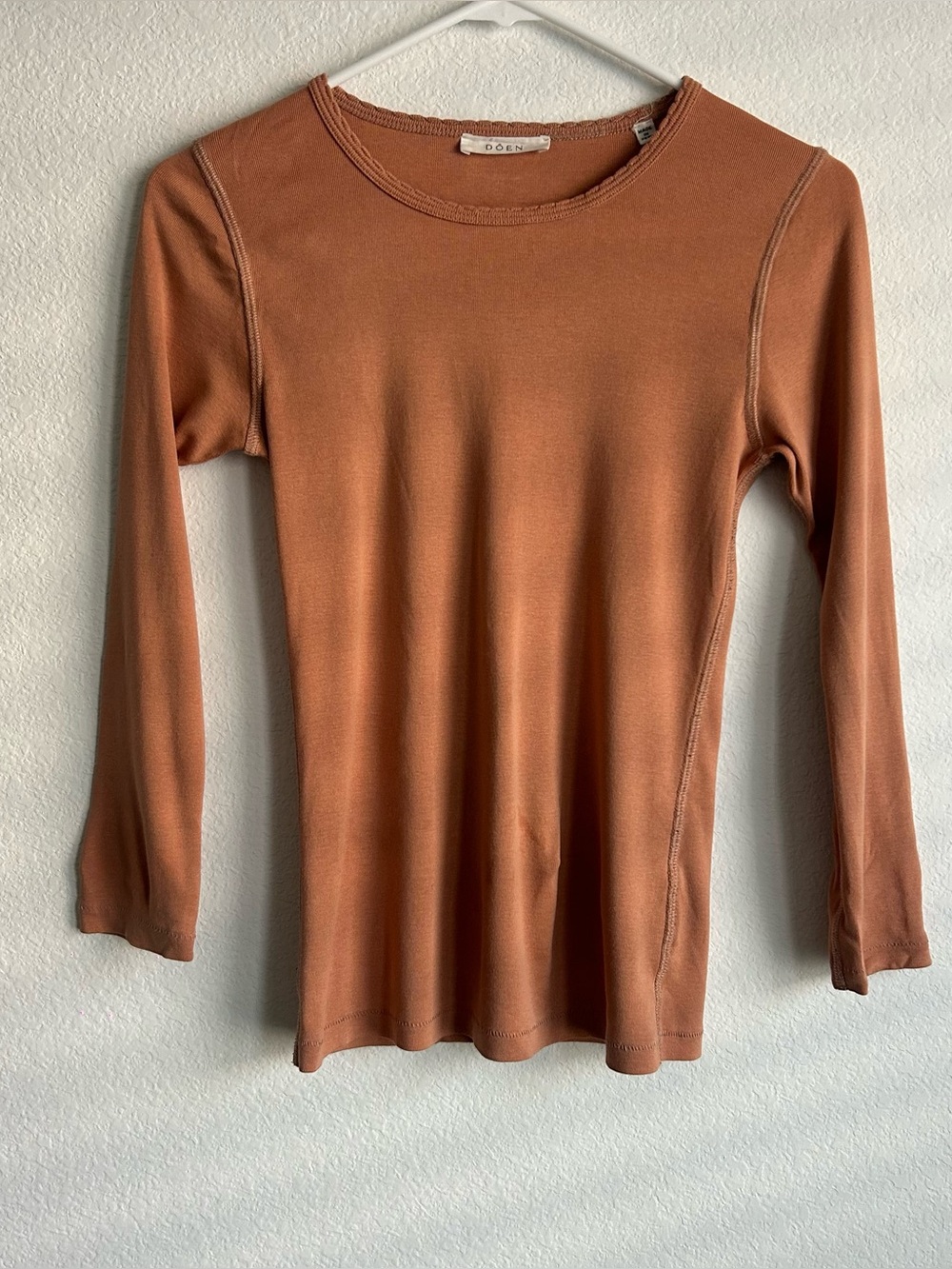 DÔEN Terracotta Long-Sleeve Crewneck Top